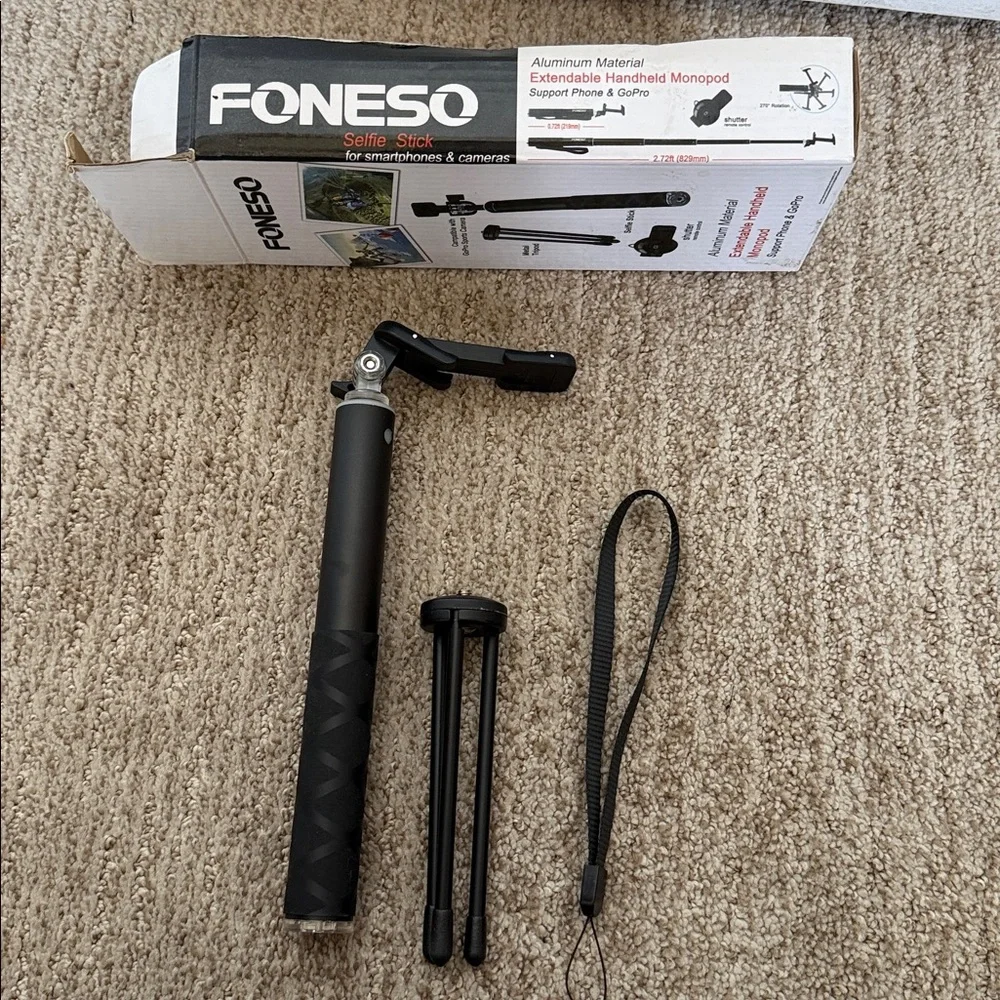 Foneso extendable handheld selfie stick monopod NO REMOTE